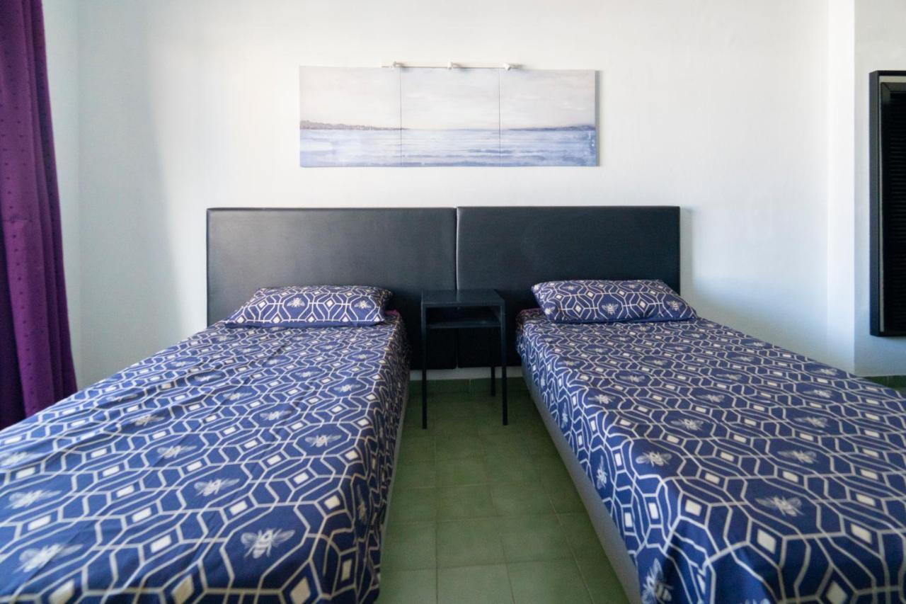 Coconut Apartments - Adults Only มากาลุฟ ภายนอก รูปภาพ