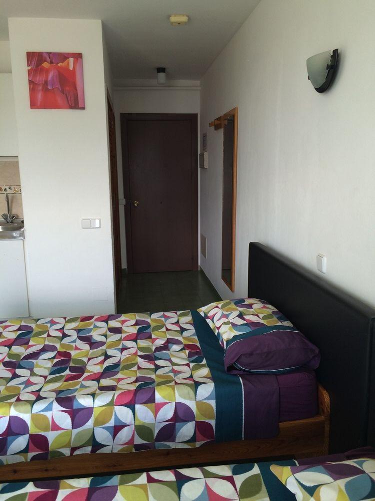 Coconut Apartments - Adults Only มากาลุฟ ภายนอก รูปภาพ