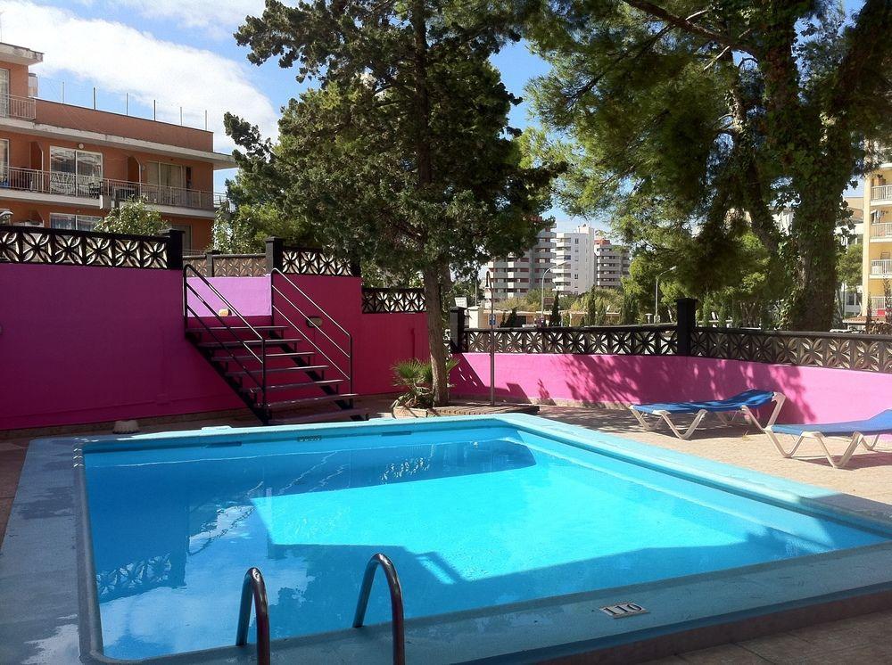 Coconut Apartments - Adults Only มากาลุฟ ภายนอก รูปภาพ