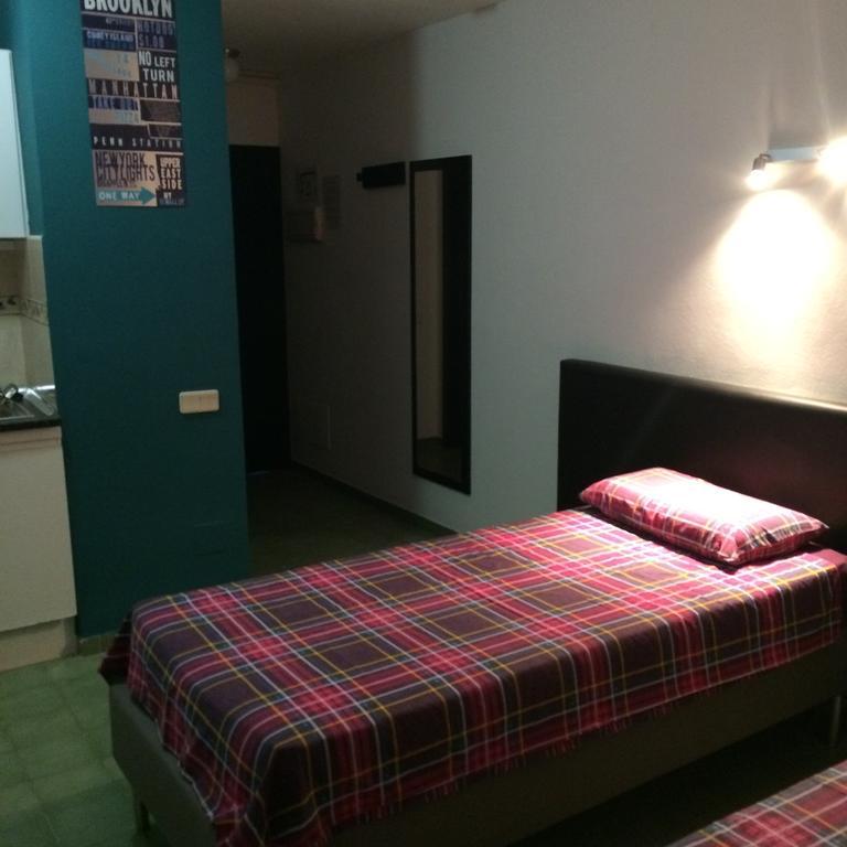 Coconut Apartments - Adults Only มากาลุฟ ภายนอก รูปภาพ