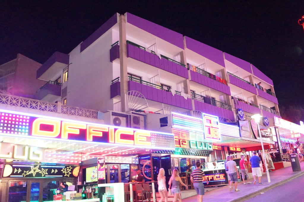 Coconut Apartments - Adults Only มากาลุฟ ภายนอก รูปภาพ